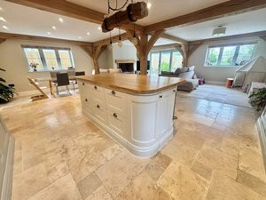 Photo 35- click for photo gallery